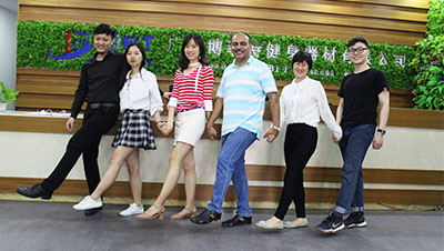时隔四年印度客户再次来叼嘿软件下载买器械